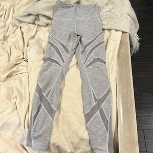 Heather gray mesh cut out lulu lemon legging